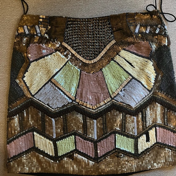 GLISH Beaded Mini - Picture 4 of 5